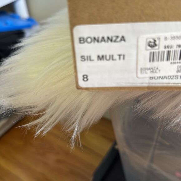 Steve Madden Bonanza Silver Sneaker 8 - Picture 9 of 9